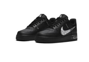 Nike AIR FORCE 1 SKETCH BLACK