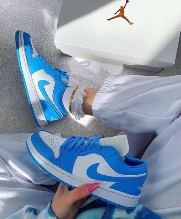 AIR JORDAN 1 LOW SB UNC