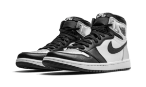 AIR JORDAN 1 Retro HIGH OG SILVER TOE