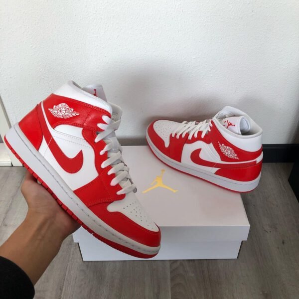 ⁦AIR JORDAN 1 Mid SYRACUSE⁩ – תמונה ⁦6⁩