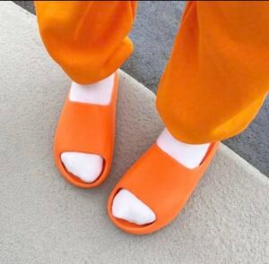 Yeezy SLIDE ENFLAME ORANGE