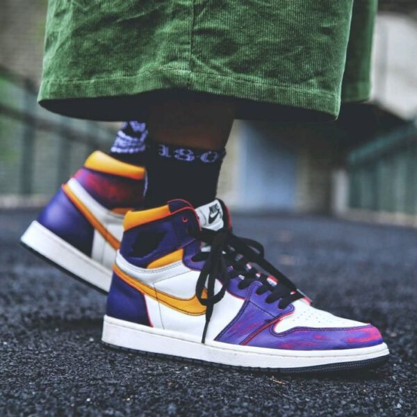 ⁦Air Jordan 1 Retro High Og Defiant Nike Sb La To Chicago⁩ – תמונה ⁦7⁩