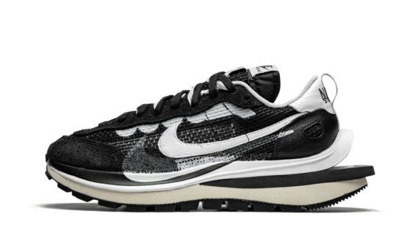 nike sacai vaporwaffle tour black white graal spotter