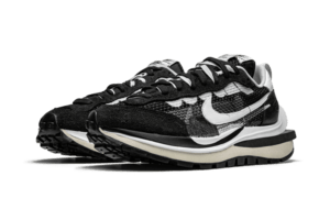Nike X Sacai Vaporwafflle Black White