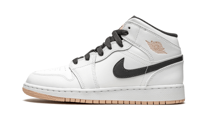 air jordan mid white arctic orange graal spotter