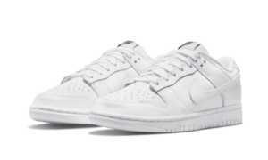 Dunk Low Triple White (2021)