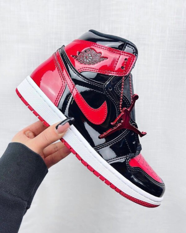 ⁦Air Jordan 1 High Og Patent Bred⁩ – תמונה ⁦5⁩