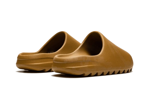 ⁦Yeezy Slide Ochre⁩ – תמונה ⁦3⁩