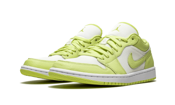 ⁦Air Jordan 1 Low Limelight⁩ – תמונה ⁦2⁩
