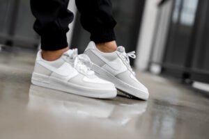 Nike Air Force 1 Low '07 Light Bone Photon Dust