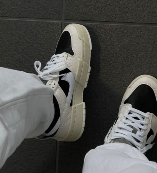 ⁦Dunk Low Disrupt Black Pale Ivory⁩ – תמונה ⁦5⁩