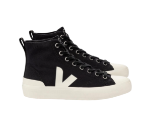 Sale: Veja Wata II with children's shoes