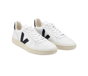 מבצע: Veja V-10 עם נעלי ספורט