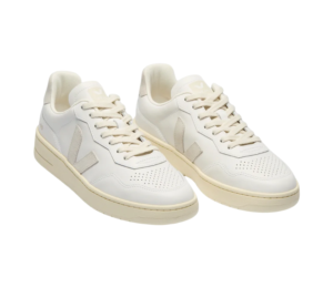 Sale: Veja V-90 with leading shoe brands